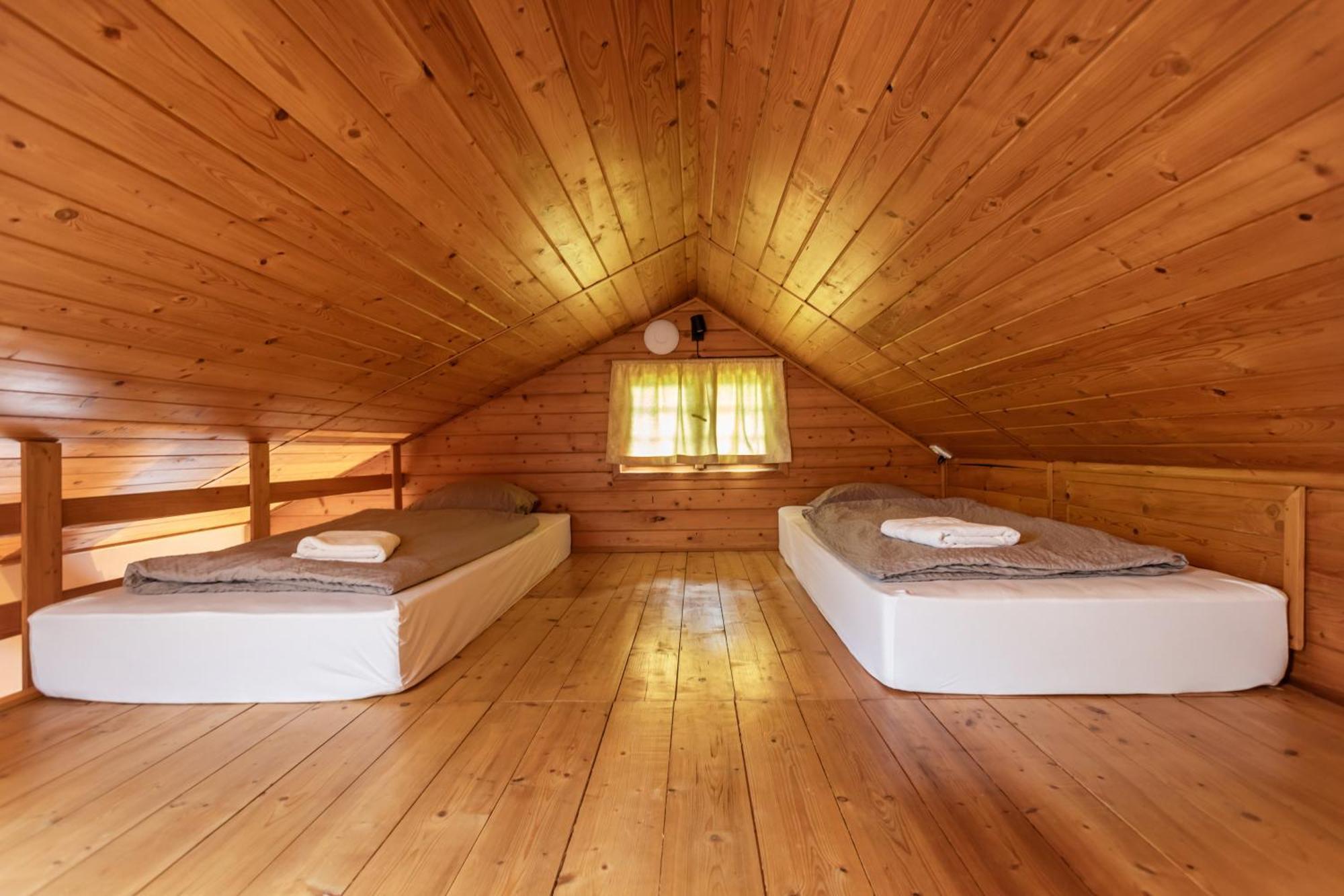 Private Summer House With Swimming Pool, Beach Bar And Pit For Football And Volleyball Hvezdonice Zewnętrze zdjęcie